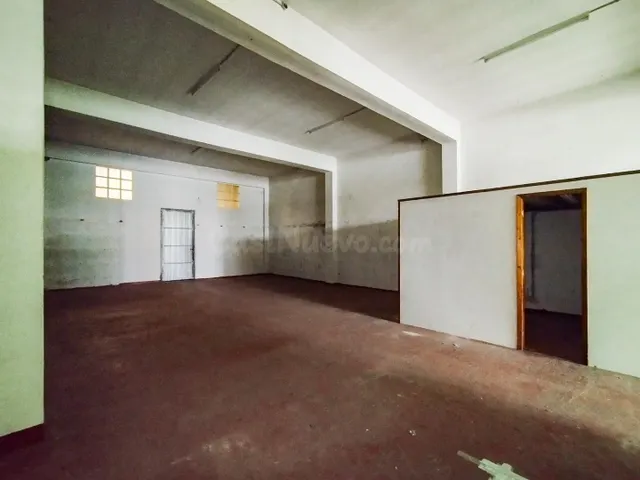 💼 Nave en alquiler en la Avenida Finisterre – Espacio y ubic - foto 5