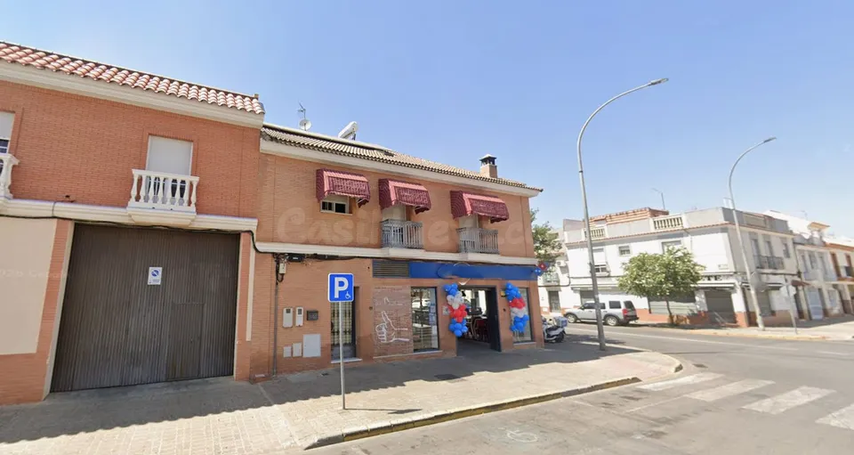 PISO EN SAN JOSE DE LA RINCONADA ( SEVILLA )