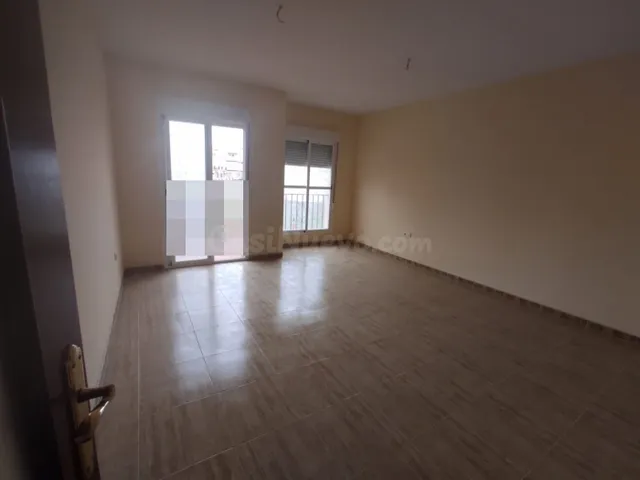 PISO EN VENTA EN EL CARPIO