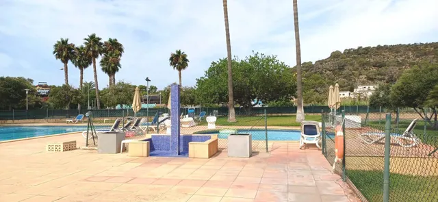 ADOSADO DE 3 habitaciones CON PARKING Y GRAN PISCINA COMUNITARIA CON JARDINES. — 34