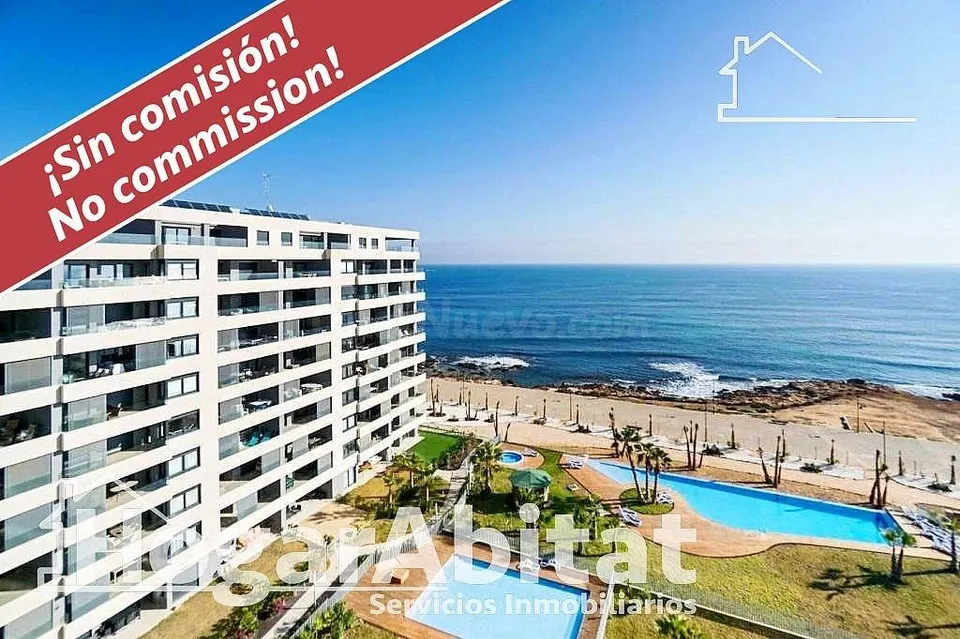 ¡frente al mar! espectacular reformado en residencial con piscina, garaje y ascensor