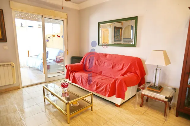 Planta baja en venta en el centro de Guardamar del Segura con gran terraza privada y piscina comunitaria — 6