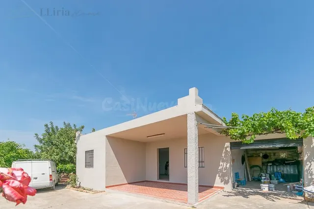 Ref. 04366 - EXCLUSIVA - Casa de campo con almendros en prod - foto 3