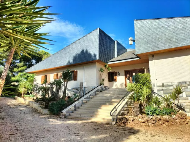 VILLA EN LA NUCIA — 7