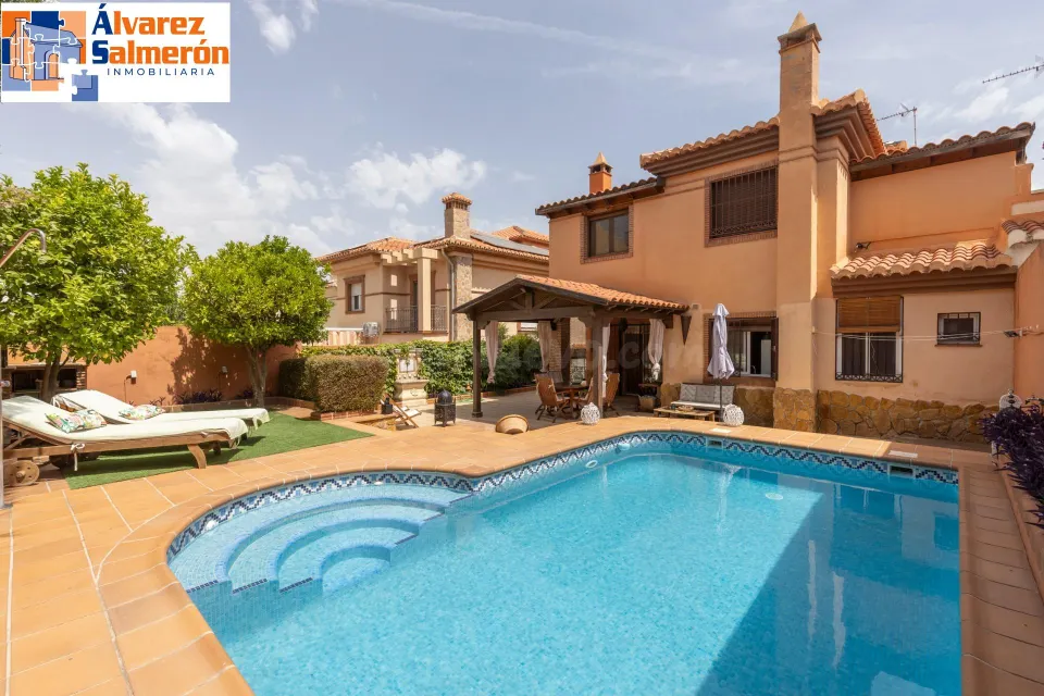 Exclusiva vivienda premium en La Zubia