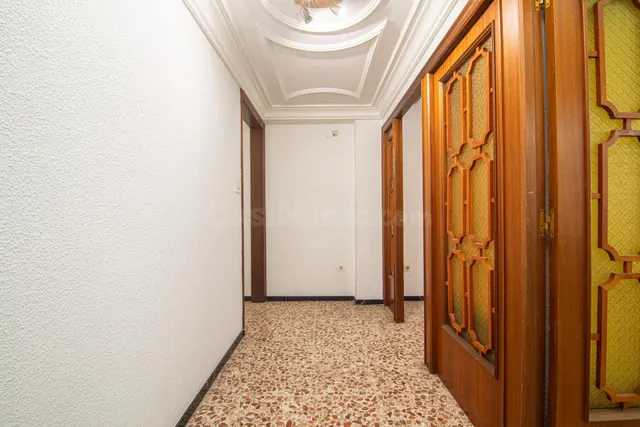 ¿Buscas una gran vivienda a escasos metros del centro? — 32