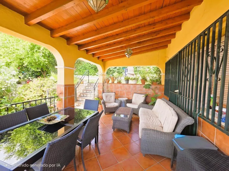 Chalet independiente en El Atabal