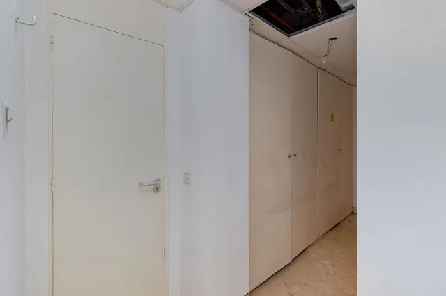 Local comercial 49m² en venta - Extremadura — 18