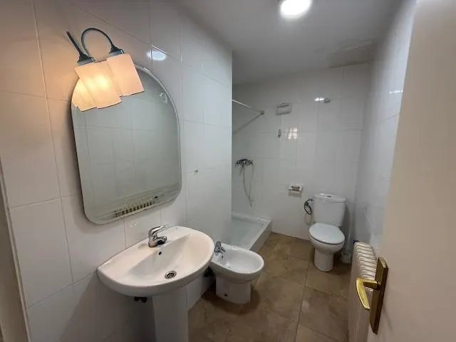 VENTA PISO MUY CENTRICO EN GRAN VIA ALFONSO X EL SABIO, 150M2., 4 DORMITORIOS, 2 PLAZAS DE GARAJE — 17