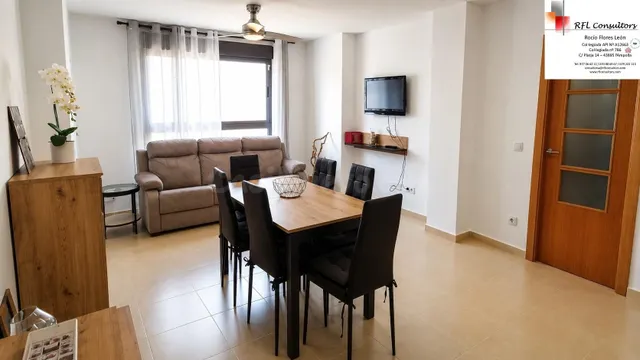 Bonito Apartamento Seminuevo con Terracita — 3