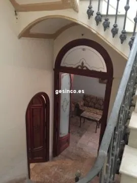 CASA SEÑORIAL CÉNTRICA CON PATIO, JARDÍN, PISCINA, BUHARDILLA.... — 13