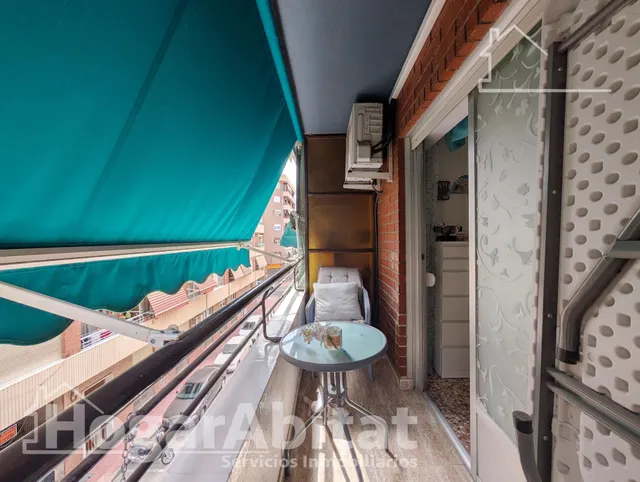 ¡UBICACIÓN IDEAL! AMPLIO, LUMINOSO Y EXTERIOR CON BALCÓN, TODO AMUEBLADO — 11