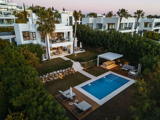 Chalet 6 habitaciones 473m² en venta - Marbella — 30