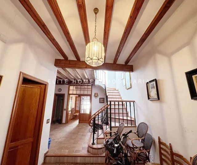 CASA SEÑORIAL CON ENCANTO EN PERFECTO ESTADO DISPONIBLE PARA - foto 5