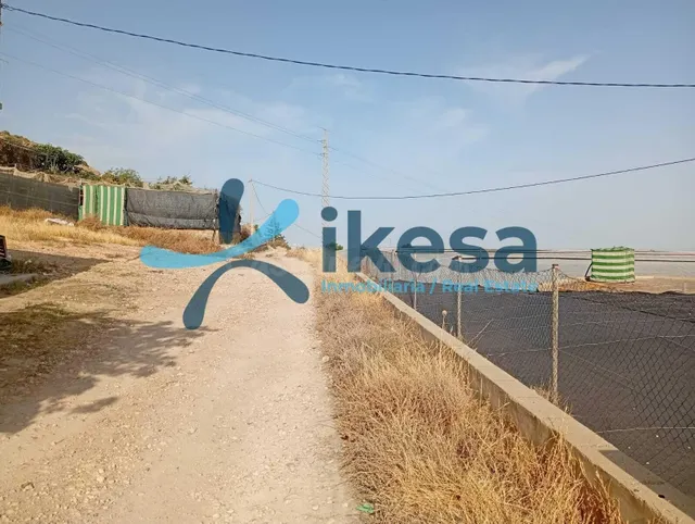 VENTA DE CASA ADOSADA EN EL EJIDO (ALMERÍA) - foto 4