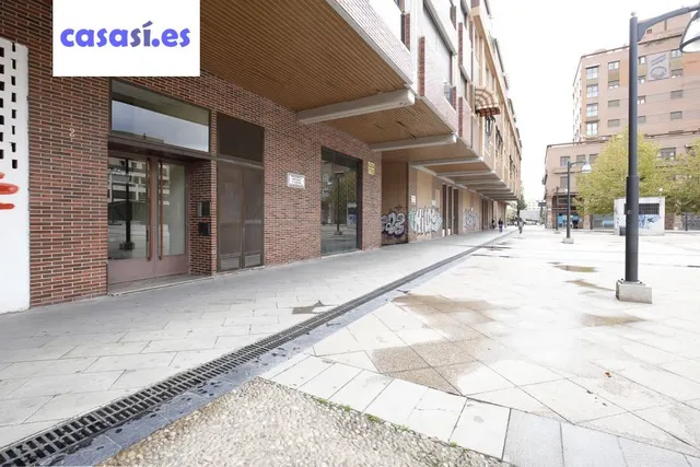 Oportunidad de inversión en local comercial al lado de Constitución. — 2