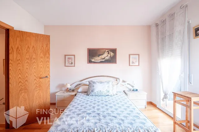 Casa apareada con terrazas y garaje en Santa Eulàlia (centro - foto 5