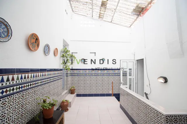 Casa con historia en el casco antiguo de Sant Andreu de la Barca — 3