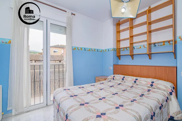 PISO, COCHERA Y TRASTERO EN LA ZUBIA — 14