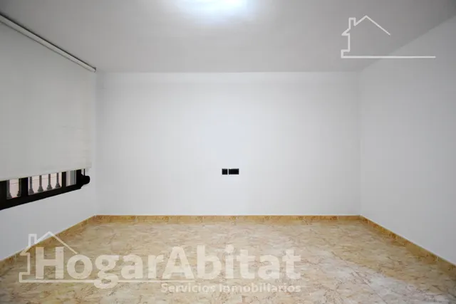 Espacio familiar y comodidad absoluta en este piso totalmente exterior con garaje privado cerrado — 19