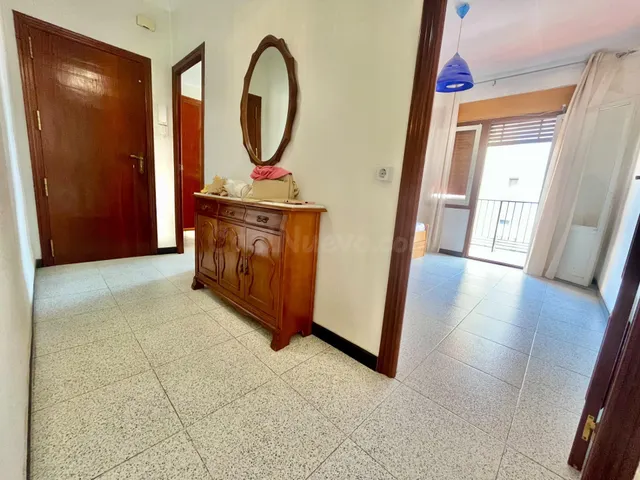 ¡Piso de 3 dormitorios con balcón en San Vicente del Raspeig! — 4