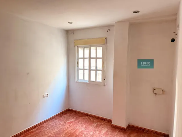 Piso reformado en pleno centro de San Juan de Aznalfarache, con terraza — 10