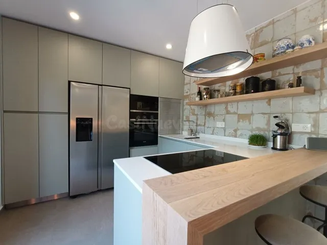 Villa 5 habitaciones 256m² en venta - Zona Pueblo — 39