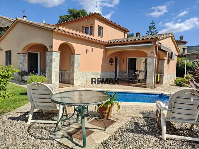 Calonge | Chalet con piscina privada y terraza con vistas al