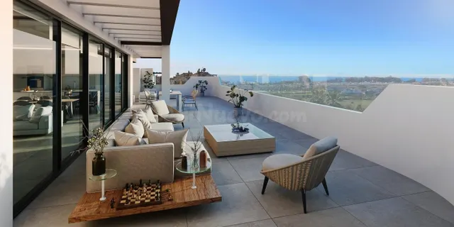 Ático dúplex de 4 dormitorios, 3 baños y vistas al mar en Es - foto 2