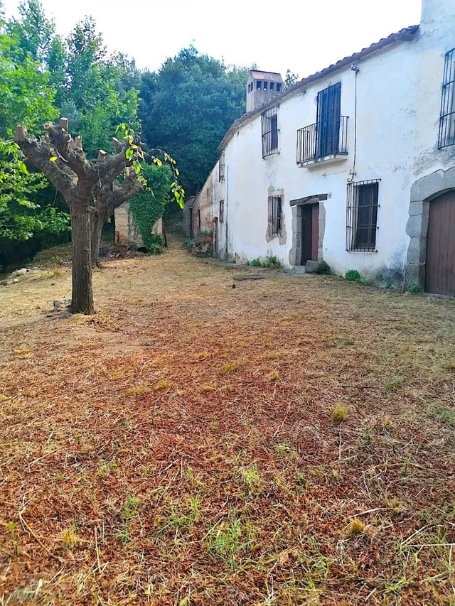 Masia en Sant Iscle de Vallalta — 5