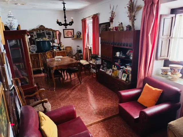 C. monumental casa en la magdalena — 19