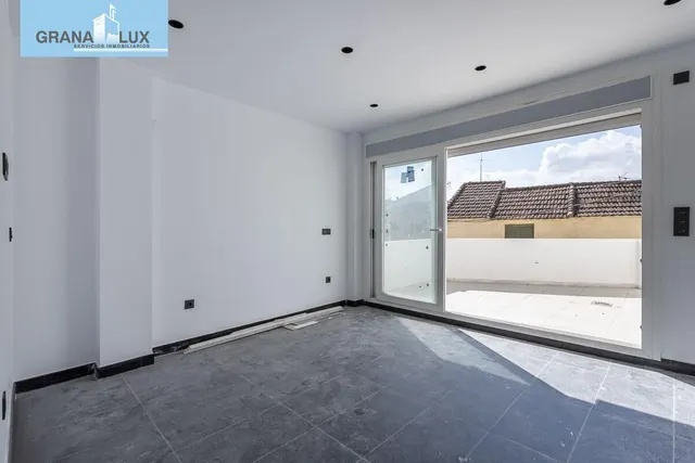 Edificio de nueva construcción en Churriana — 12
