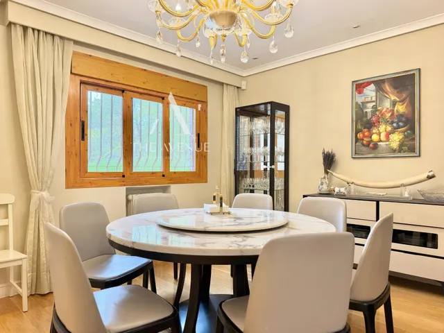 ESPECTACULAR CHALET EN MONTEPRINCIPE — 8