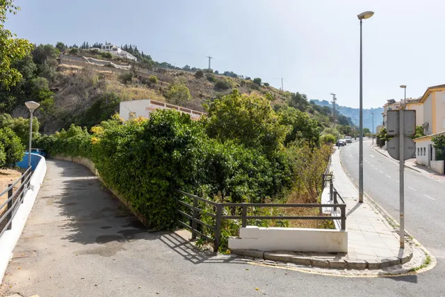 TERRENO URBANO EN LA HERRADURA — 4