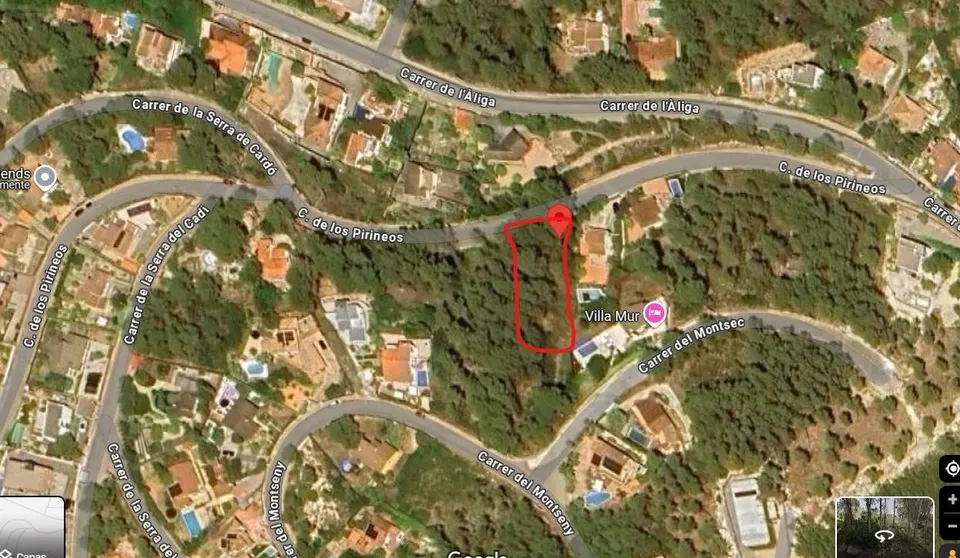 Parcela de 815m2 en venta