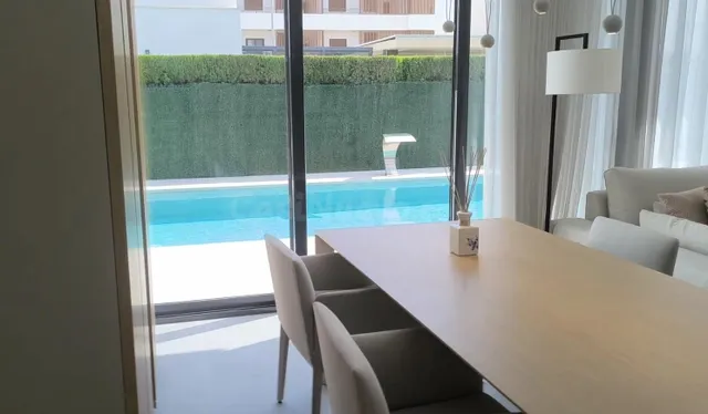 Villa Independiente en Orihuela Costa - foto 2