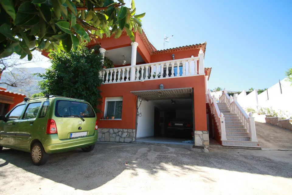 ✓Casa con 2 Pisos Independientes en Denia, Costa Blanca.