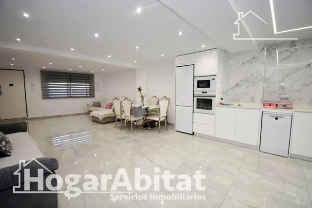 AMPLIA CASA REFORMADA Y LUMINOSA CON TERRAZA EN ALMAZORA - foto 3