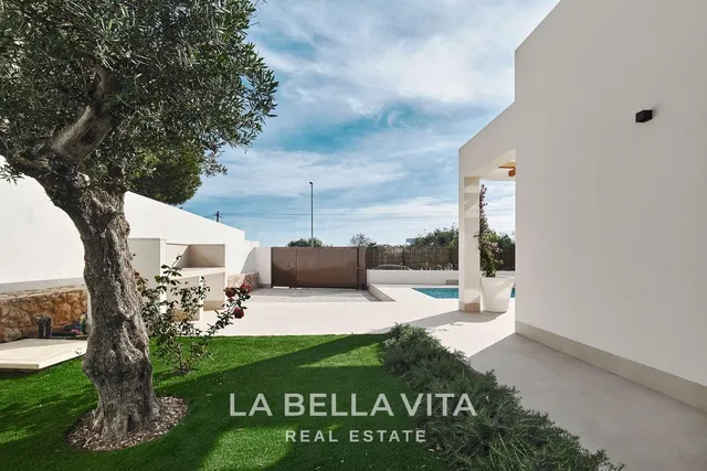Villa 3 habitaciones 137m² en venta - Lomas de Cabo Roig - foto 2