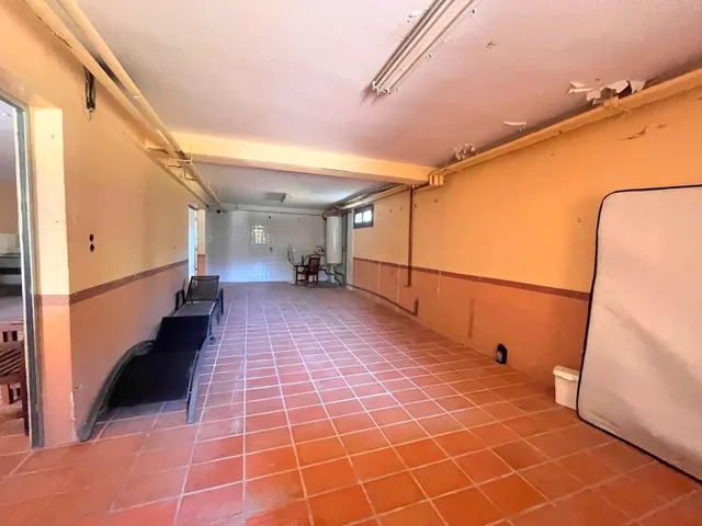 Chalet independiente, Piscina, gran garaje, aire acondicionado, gran parcela — 15