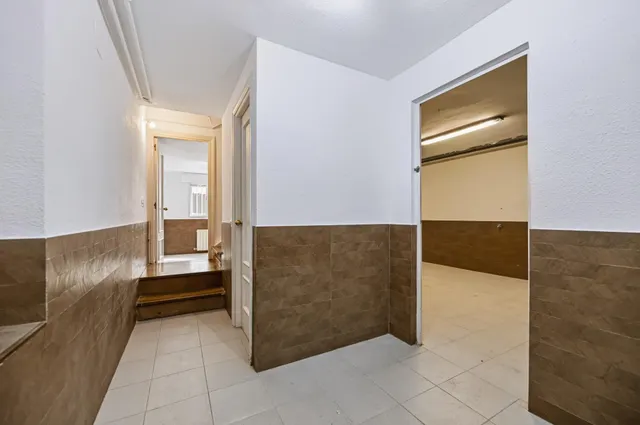 Chalet en pleno centro de Torrelodones, para disfrutar de la comodidad de tenerlo todo cerca sin renunciar al espacio de una vivienda unifamiliar. — 39