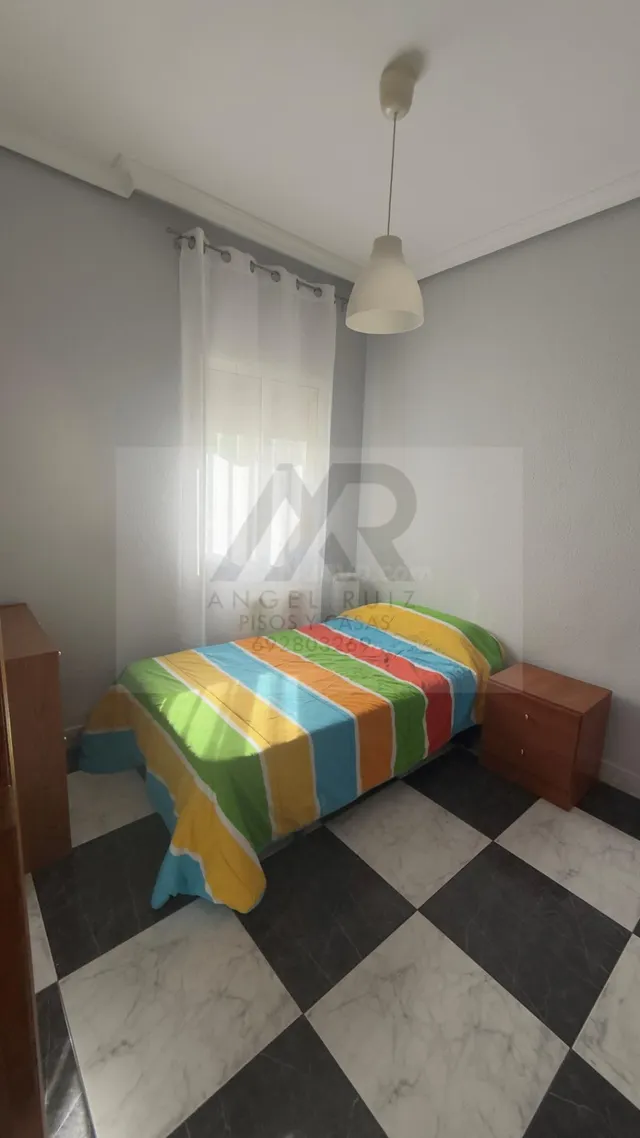Piso de 3 dormitorios totalmente amueblado junto al estadio romano de Mérida – ideal inversores — 20