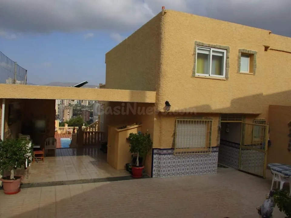CHALET EN BENIDORM
