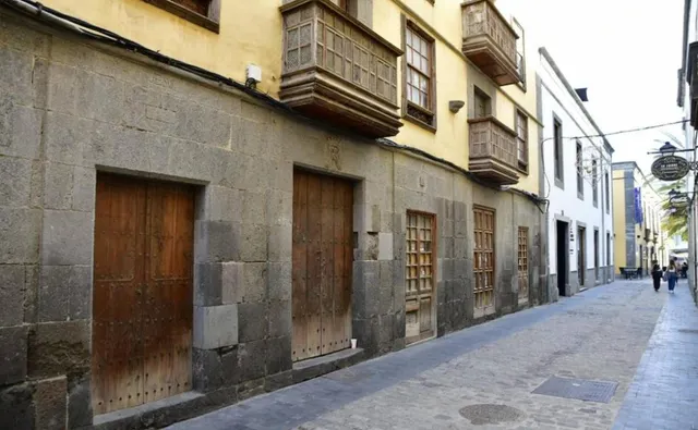 Piso de 3 Dormitorios en la Calle Peregrina de Las Palmas — 23