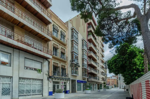 Apartamento 1 habitación 58m² en alquiler - Casco Antiguo — 19