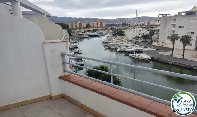 Espectacular estudio con ascensor y vistas al canal en Sta.  - foto 3