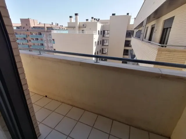 Apartamento  amplio calle doña sancha 1 habitación — 14