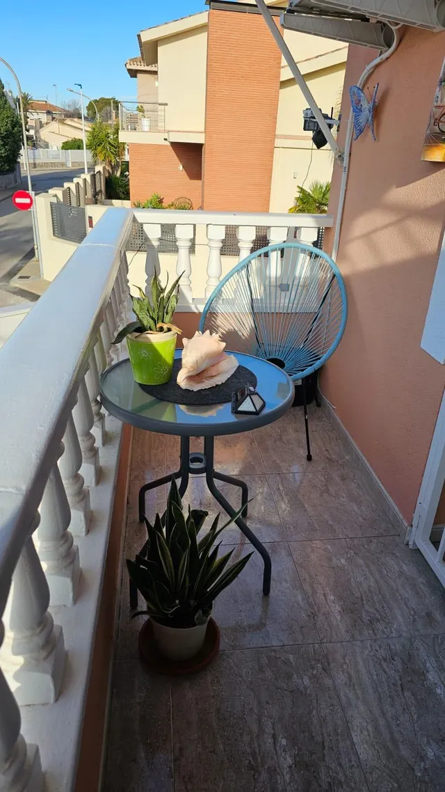 CHALET DUPLEX PAREADO A 500 METROS DE LA PLAYA — 28