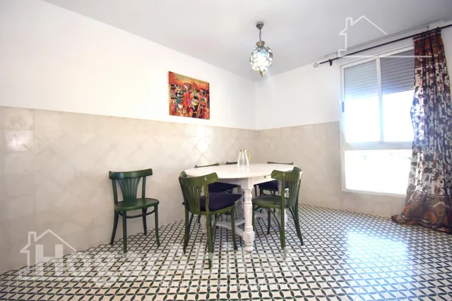SEMINUEVO, AMPLIO Y CON TERRAZA — 21
