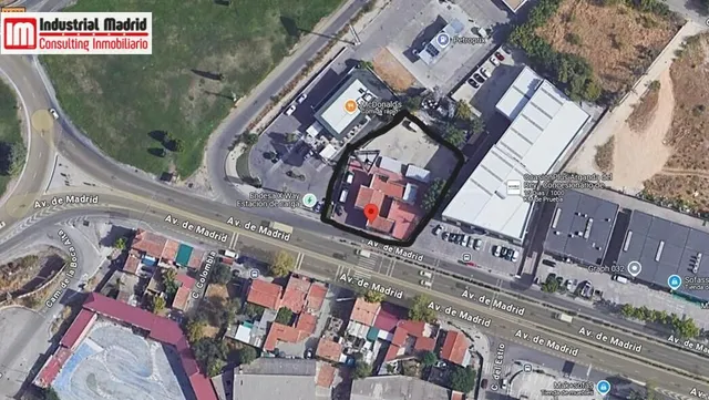 EDIFICIO DE OFICINAS EN ALQUILER Y VENTA EN ARGANDA DEL REY — 19
